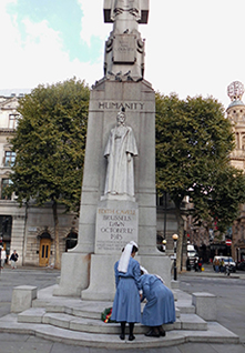 Edith Cavell statue, London